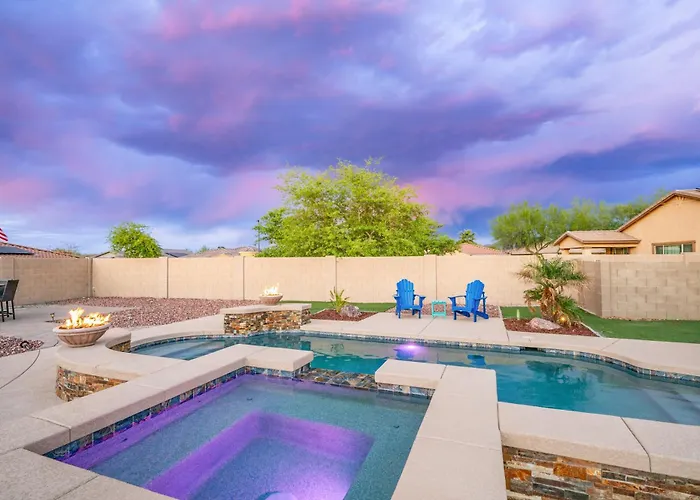Pool & Patio: Family-friendly Goodyear Home! *